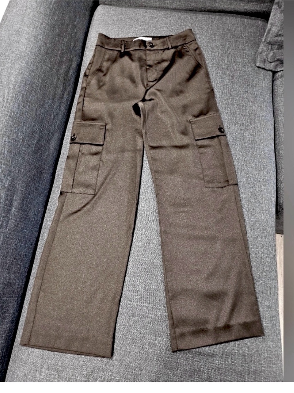 Zara women’s Cargo Pants - satin black